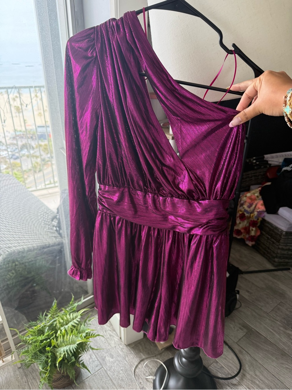 Endless Rose One-Shoulder Metallic Fuchsia Cocktail Dress